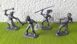 JEAN HÖFLER alte Ritter Figuren - W. Germany Soldaten