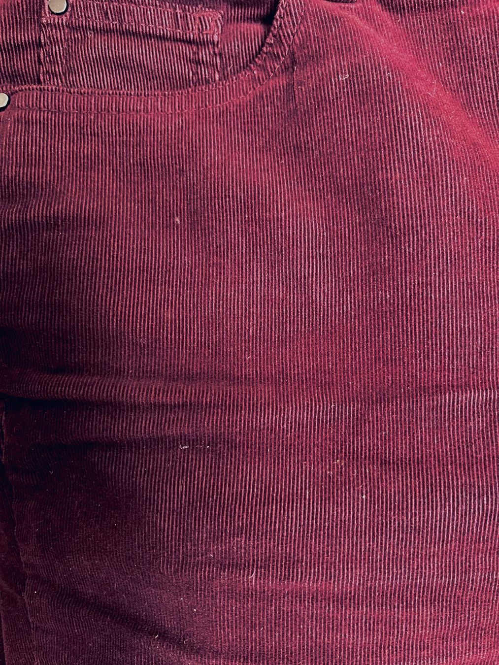 C&A Pantaloni: Cordhose Grösse 38 weinrot – Usato da Zürich venduto da faustdick 2