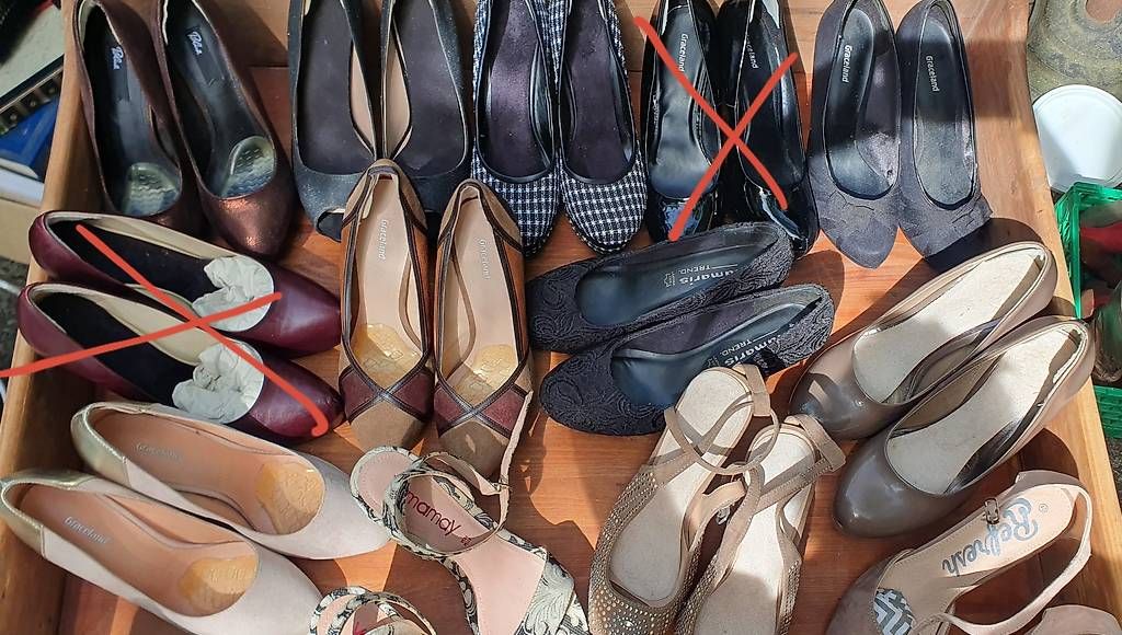 Scarpe da donna:  Damenschuhe Gr. 40 /41 Div. Marken VHB!!  – Usato da Suhr venduto da Aristopha