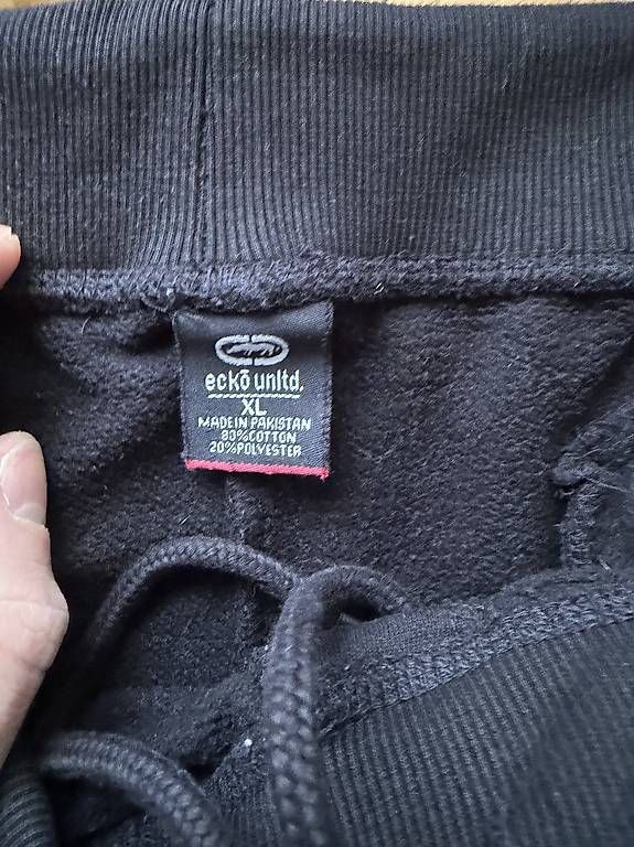 Pantaloni: Ecko Trainerhosen – Usato da Kriens venduto da Schnupf7 2