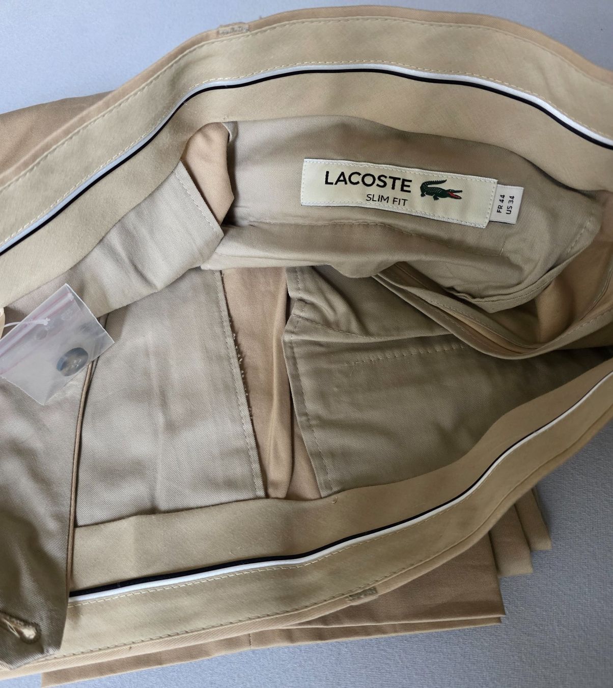 Lacoste Pantaloni: Lacoste hose gr.44 – Nuovo (secondo la descrizione) da Scherz venduto da lacoste30 4