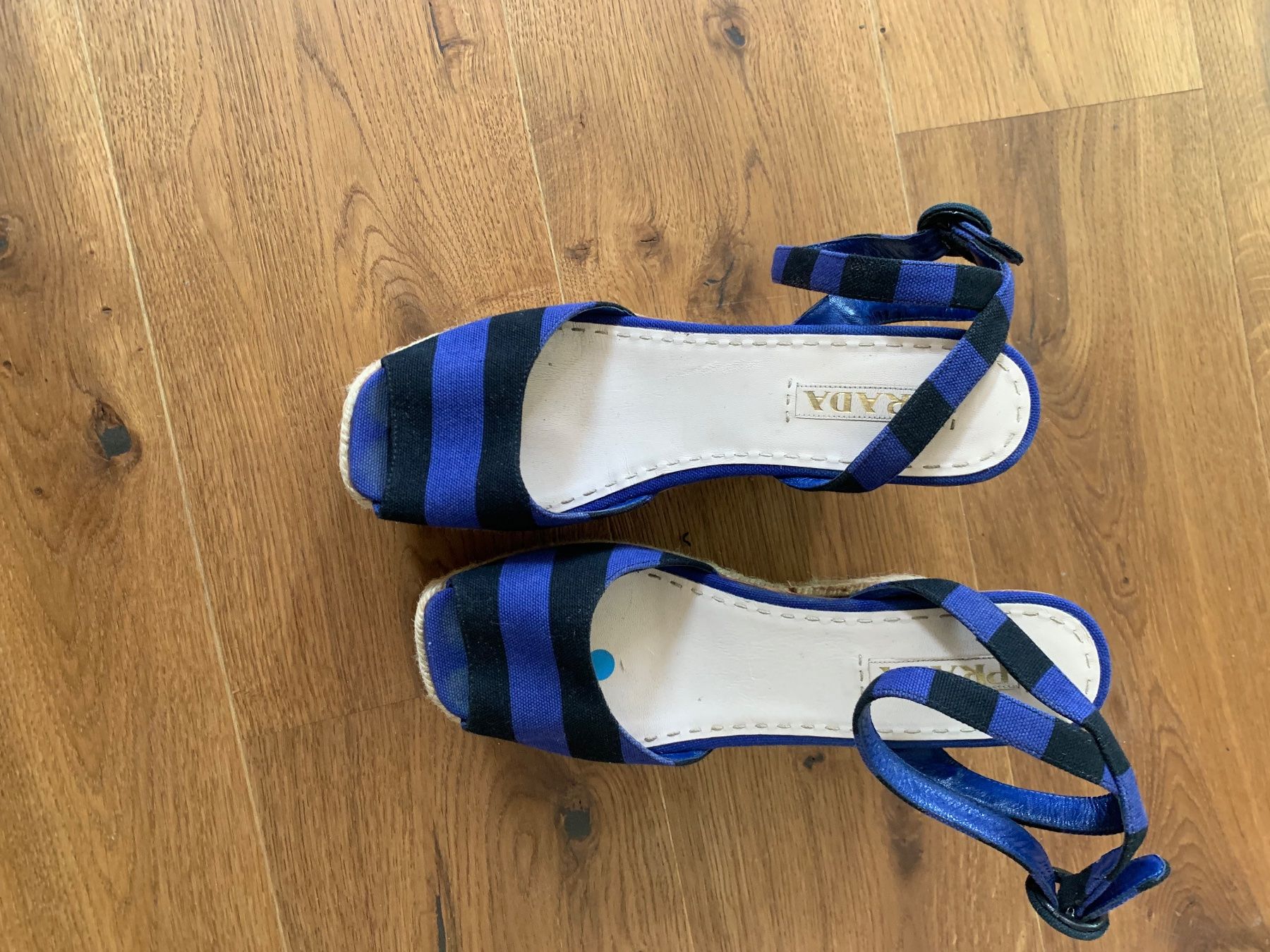 Scarpe da donna: Prada – Usato da Wald ZH venduto da ivor