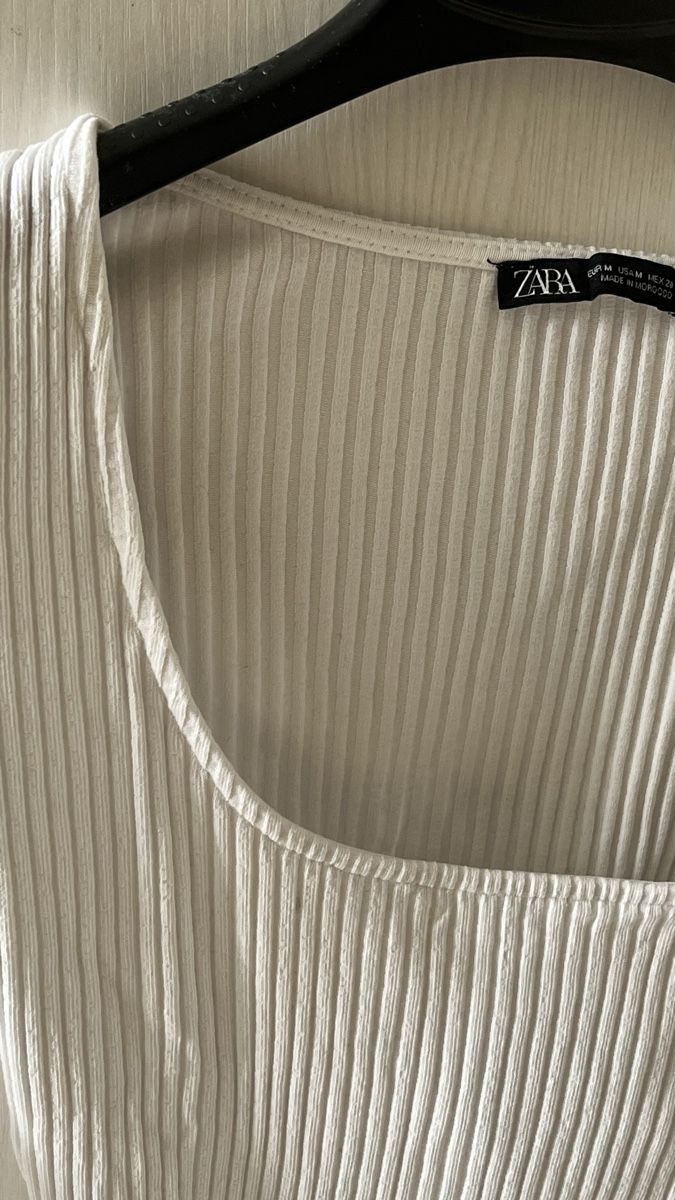 Zara Tops: Body weiss Zara M – Gebraucht aus Zürich von vhaav1510 2
