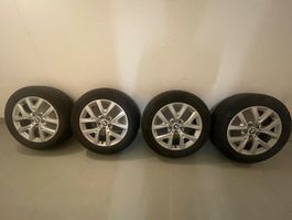 BMW Winterkompletträder Pirelli mit Alufelgen, Top Zustand