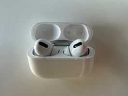 Apple AirPods Pro mit Ladecase