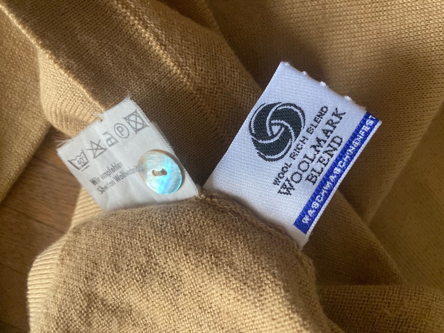 Maglioni & Felpe: Vintage Cardigan caramel – Usato da Zürich venduto da reg_gzn5 3