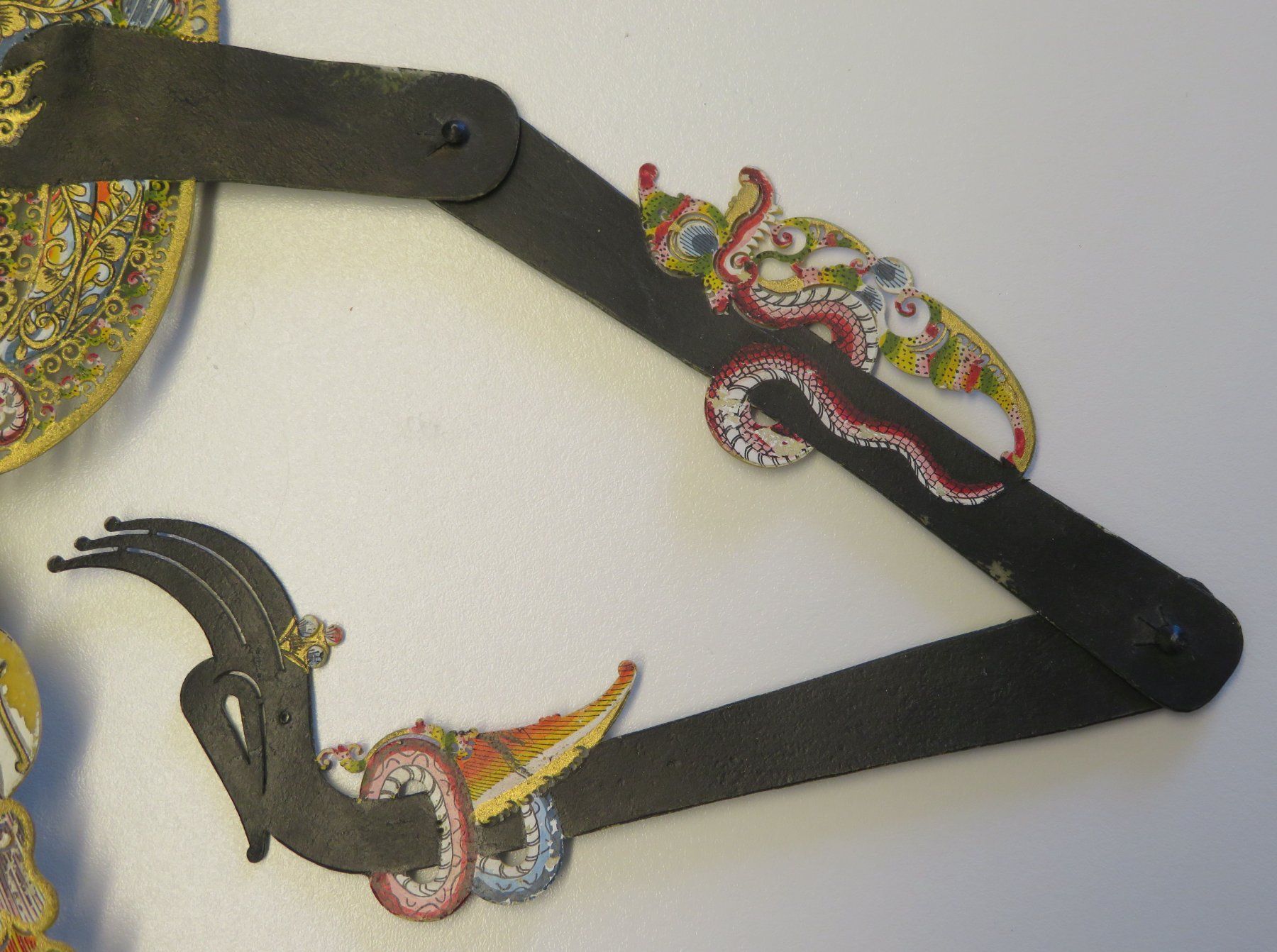 Statuette: Wayang Kulit Schattenspielfigur, Java / Indonesien 1950-80 – Usato da Oberriet SG venduto da ganesh435 7