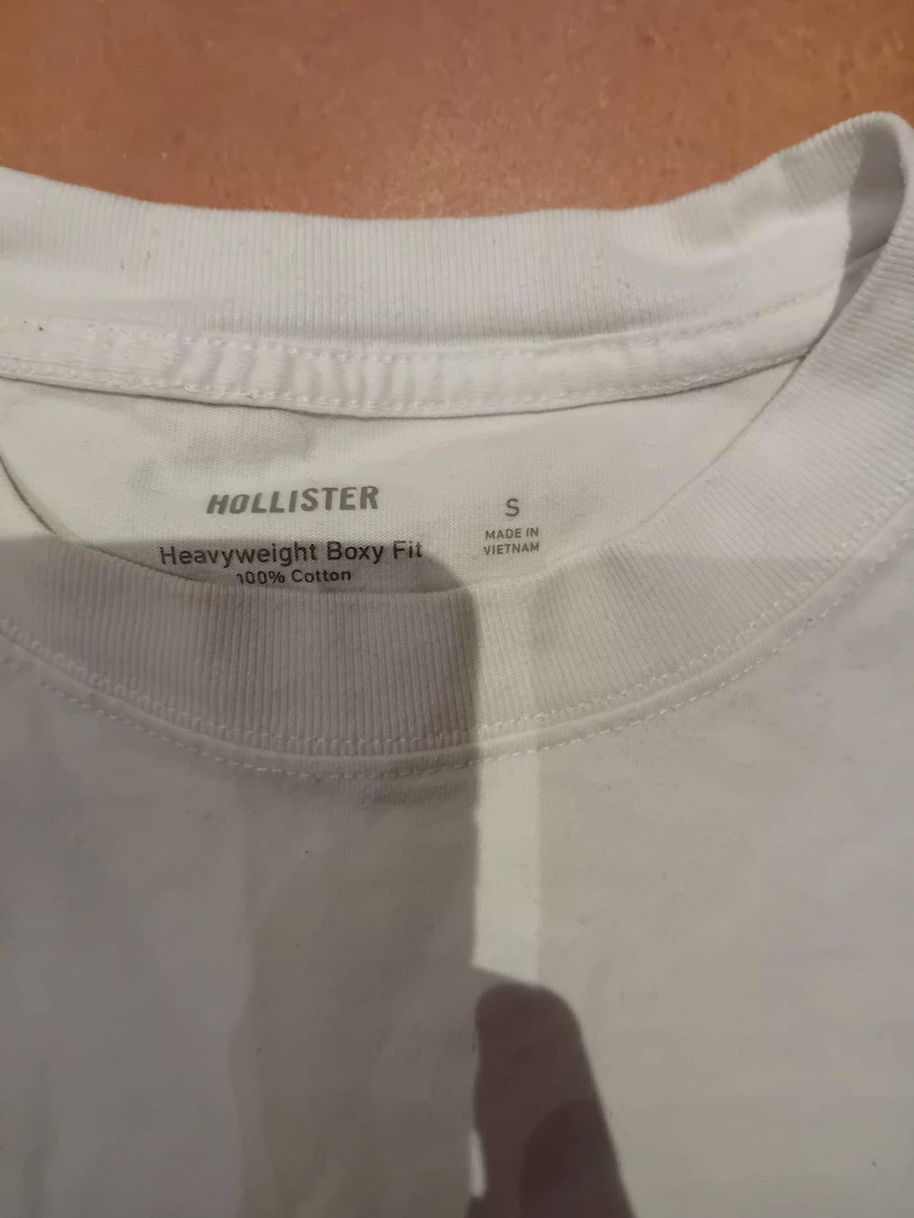 Hollister Lotti di vestiti: T-Shirts Nike & Hollister – Usato da Sennwald venduto da Jondor1 1