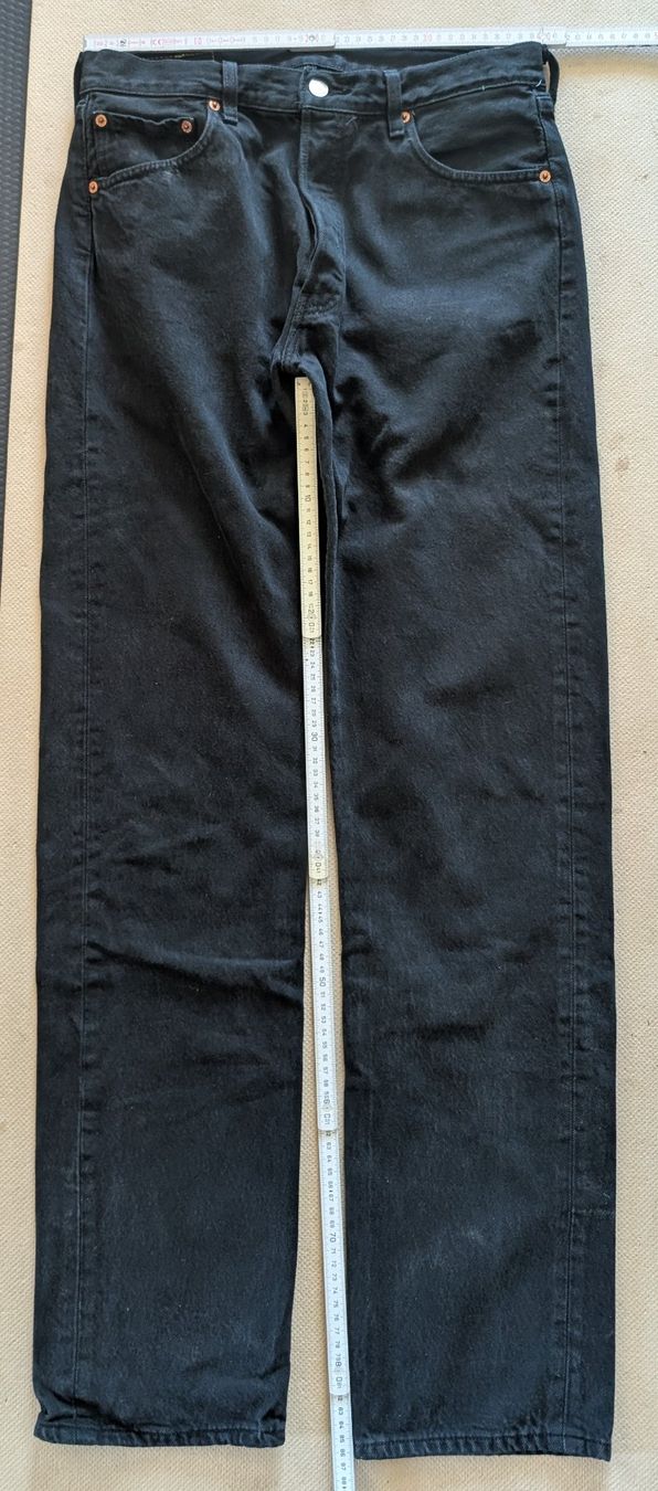 Levi's Jeans: Levi's 501 34/36 – Usato da COTTENS VD venduto da Lunaebuyers