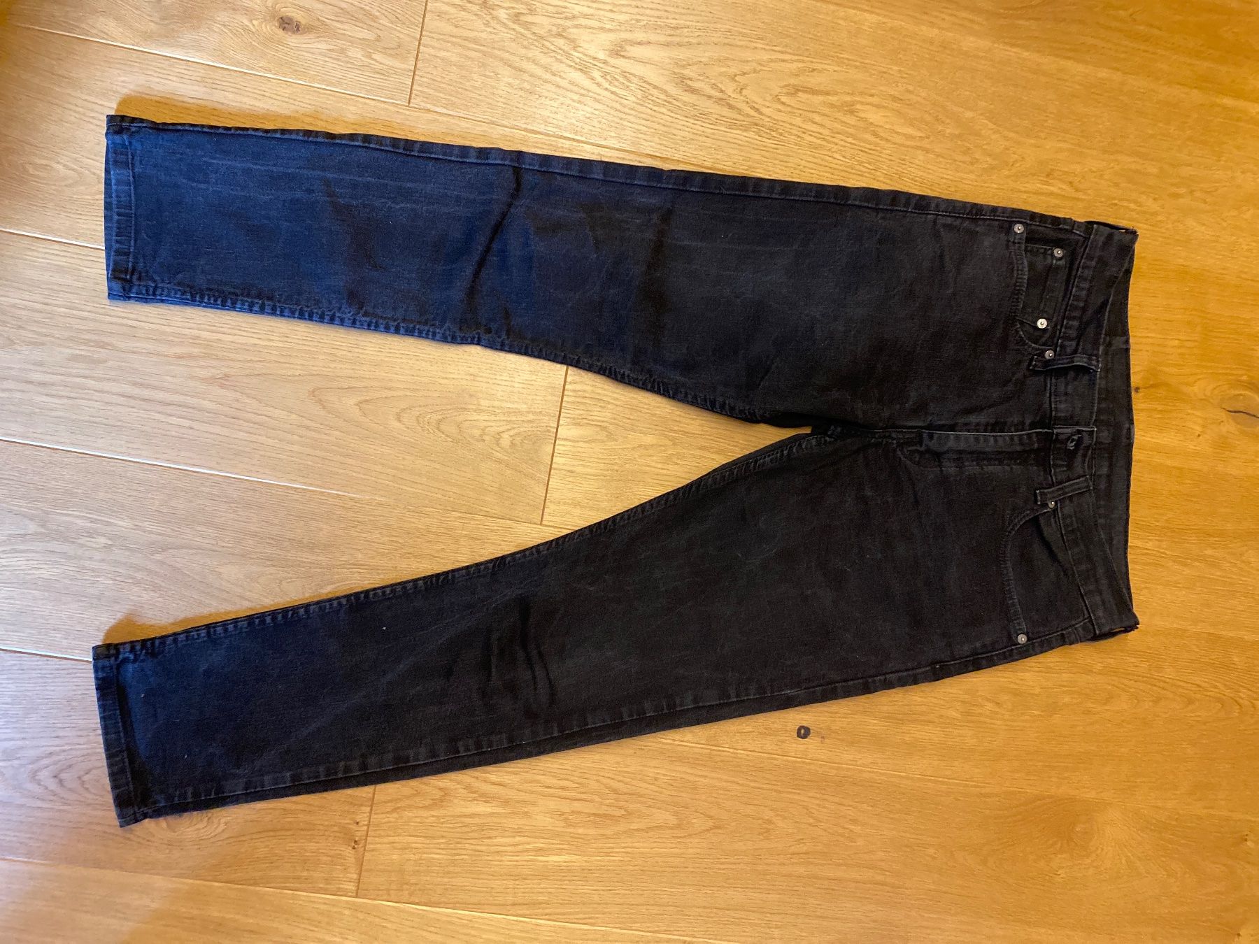 Levi's Jeans: Jean noir levis – D'occasion à Chamby par luc_m96c 3