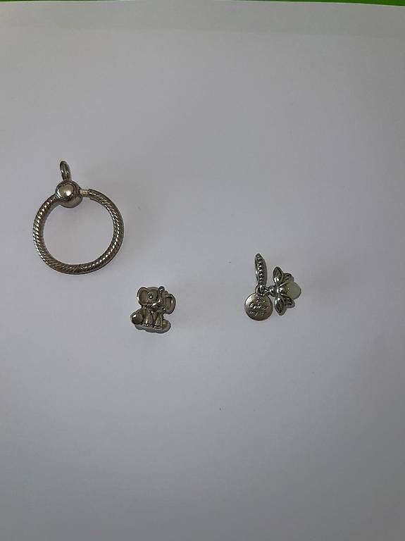 Catenine: Pandora Kette mit 3 Anhängern – Nuovo e nell'imballaggio originale da Sissach venduto da jgt_6k76 1