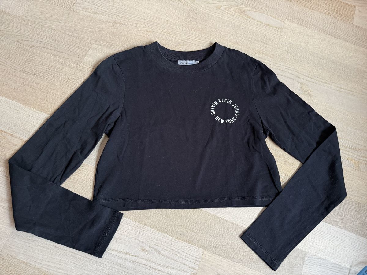 Calvin Klein Maglioni & Felpe: Schwarzes Calvin Klein Longsleeve Gr. S – Usato da Rubigen venduto da Elmacino