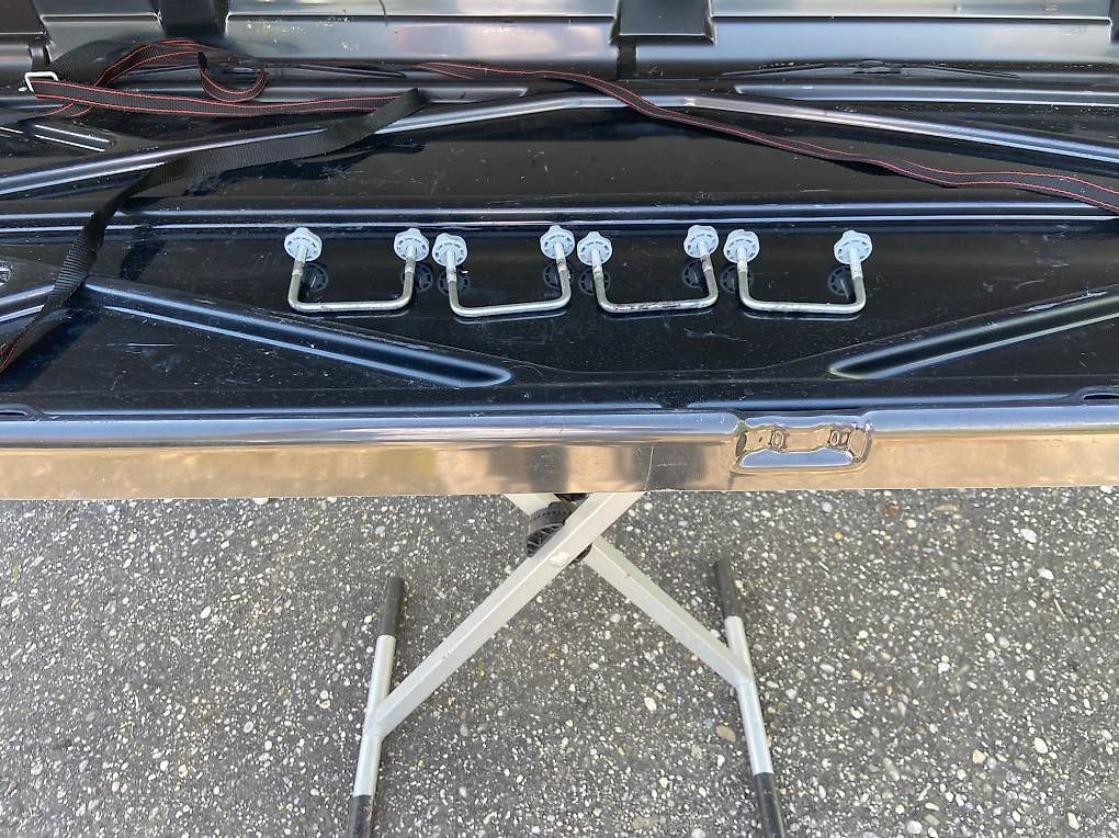 Coffres de toit: XXL Dachbox Gammparts GP 470 mit oder ohne Träger – D'occasion à Leuzigen par Doppelrad 3