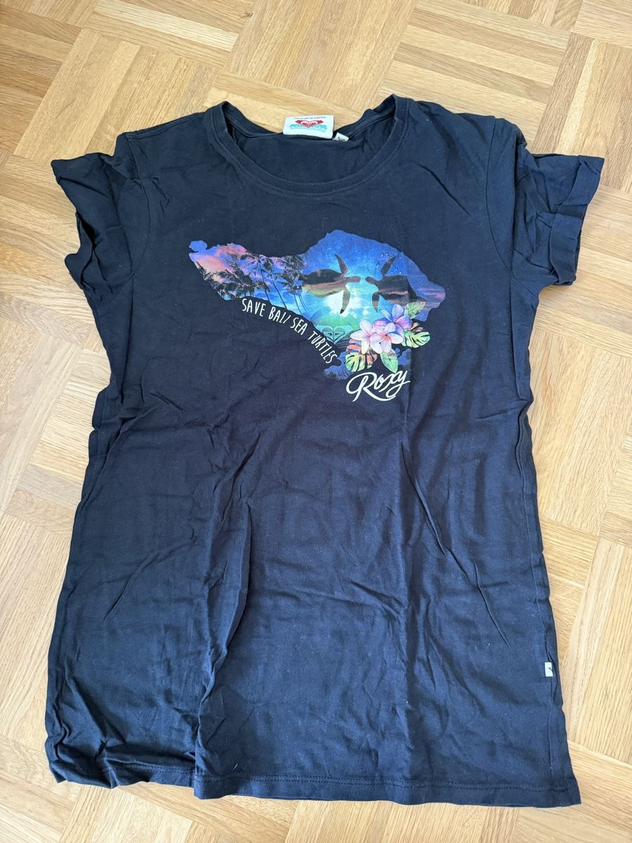 Roxy T-shirt: Roxy T-Shirt, seaturtle from Bali, M  – Usato da Thun venduto da tahari 1