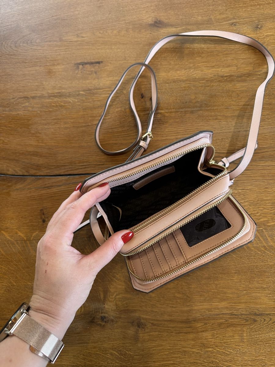 Steve Madden Sacs femmes: Steve Madden Umhängetasche – D'occasion à Leimiswil par pet_l6tl 2