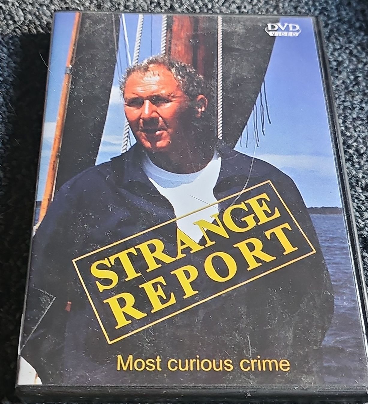 Alle DVDs: DVD Strange Report (21913) – Gebraucht aus Ruswil von jan_bxl5