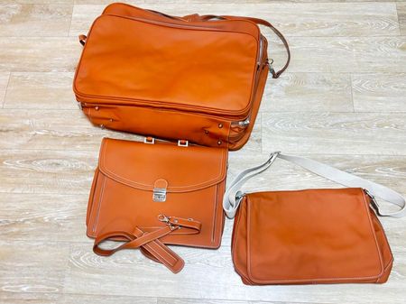 Suzuki Schweiz Leder Taschen Set zum 30-Jahr-Jubiläum