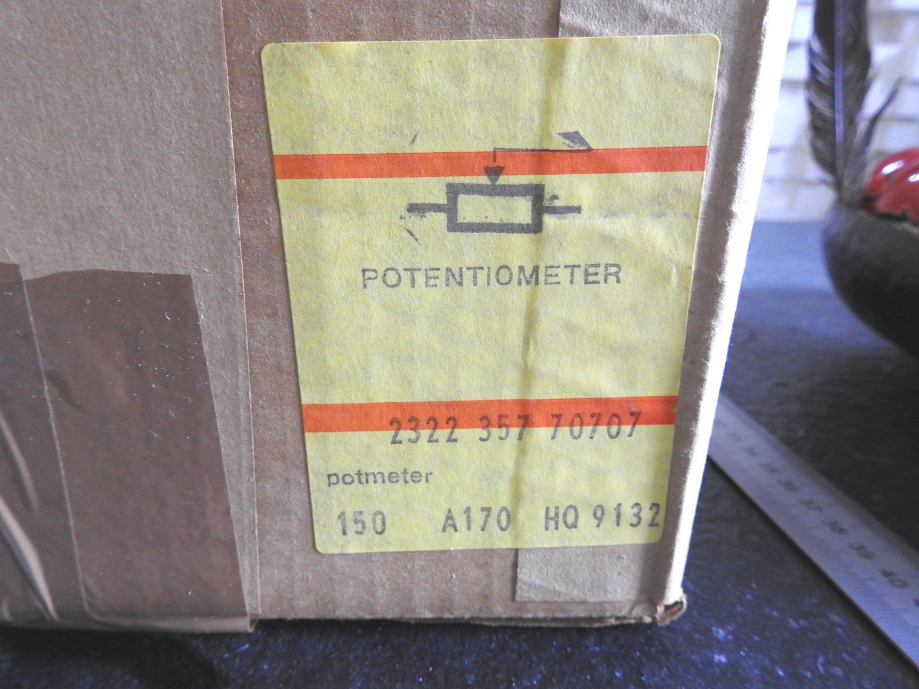 Philips Componenti elettronici: 2x PHILIPS Potentiometer Lin 10k Ohm & Switch Schalter 250v – Nuovo (secondo la descrizione) da Zürich venduto da Malco0 2