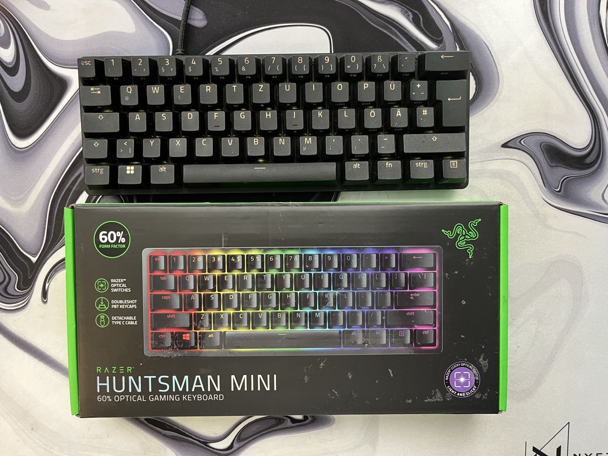 Razer Tastiere: Hundsman mini purple switches – Usato da Muntelier venduto da estavayer01 1
