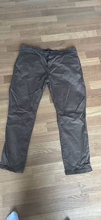 Next Business Hose dunkel Braun 36 breit / kurz