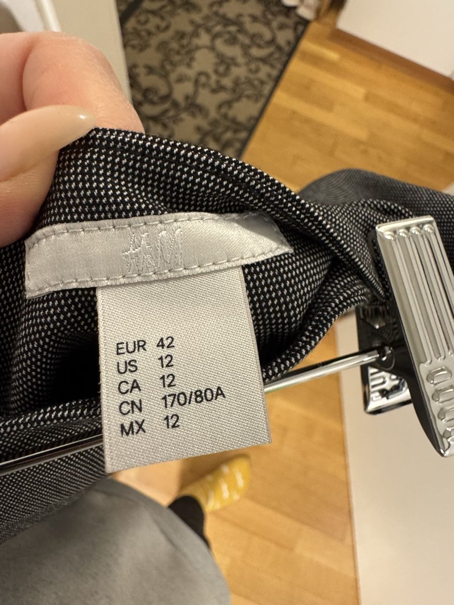 H&M Completi & Tailleur: Anzug /Zweiteiler von H&M – Usato da Küsnacht ZH venduto da IrischkaB 5