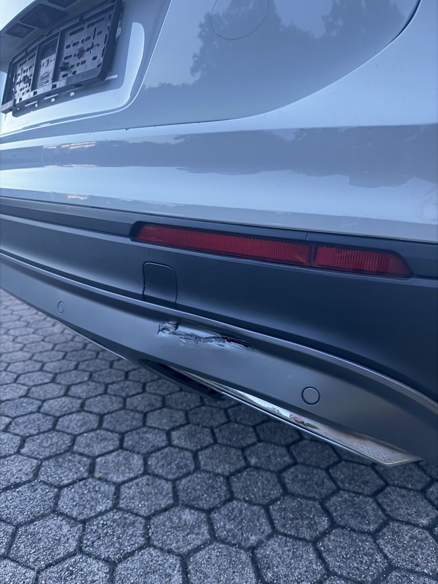 VW Automobili: VW Tiguan 2.0 TDI 4-Motion '7-Sitzer' – Usato da Basel venduto da M.B10 4