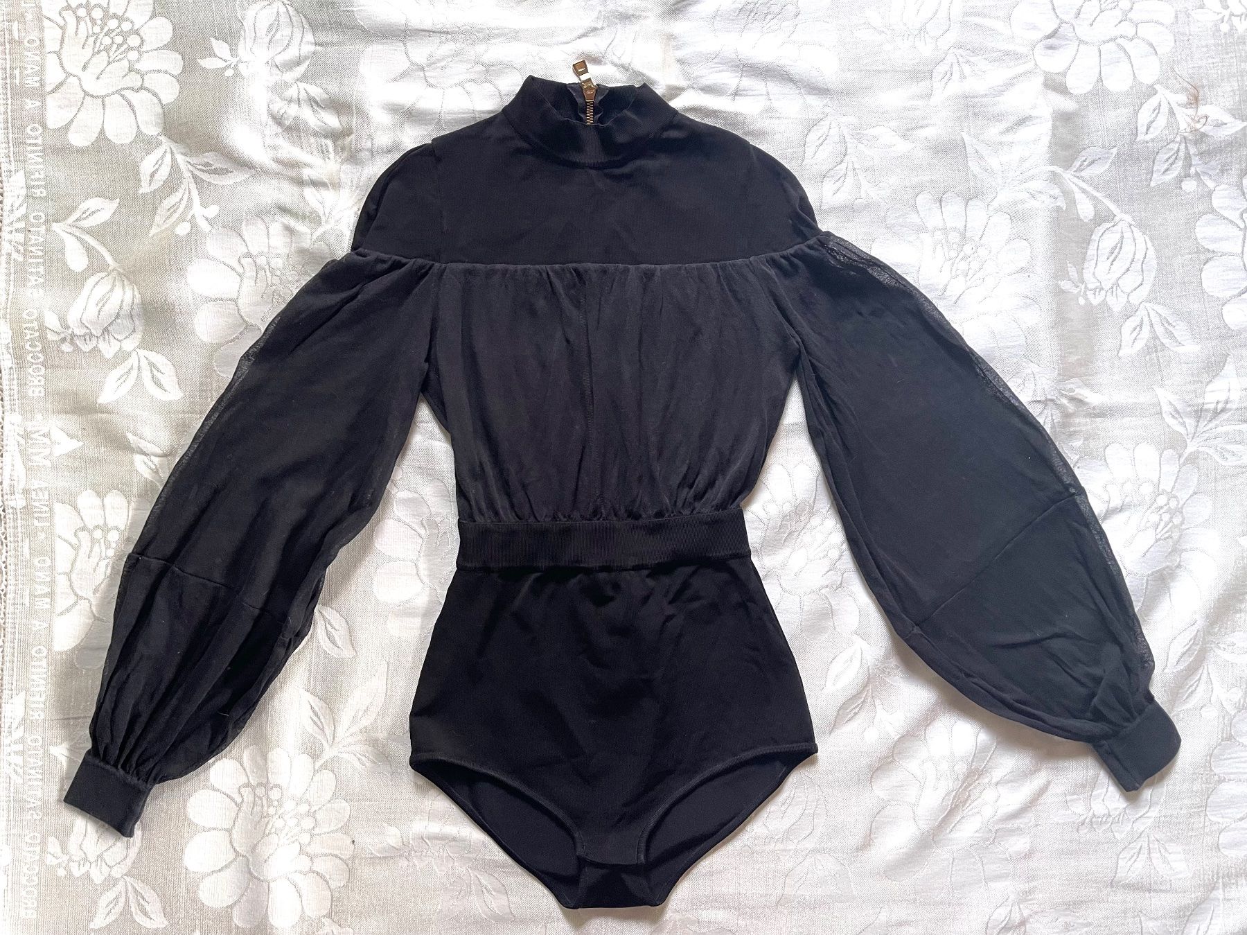 Balmain Top: Balmain body S – Usato da Barna venduto da orbuyorcry