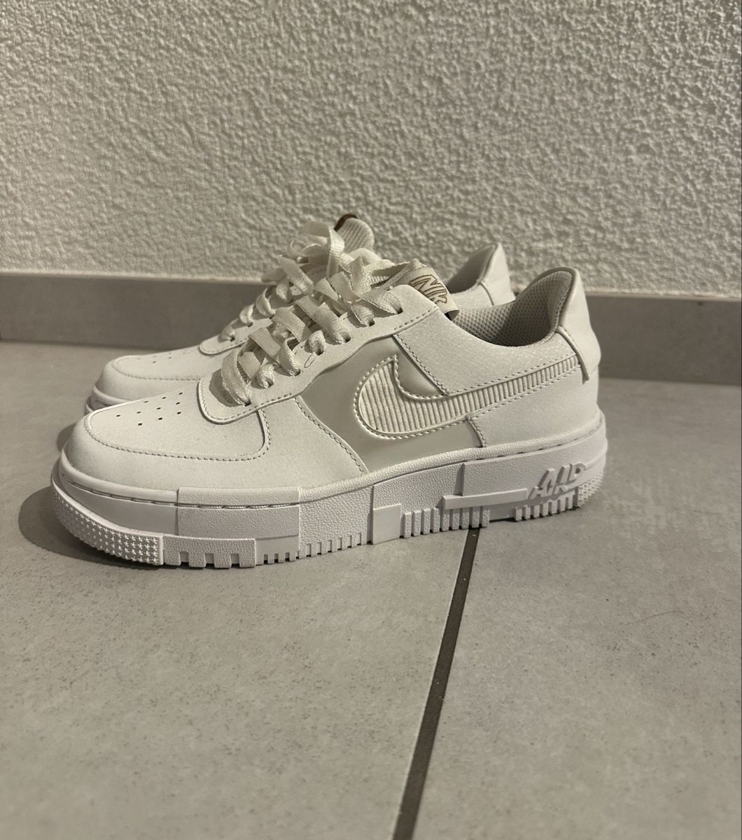 Nike Damenschuhe: Nike Air Force – Gebraucht aus Dornach von aze_h6rq