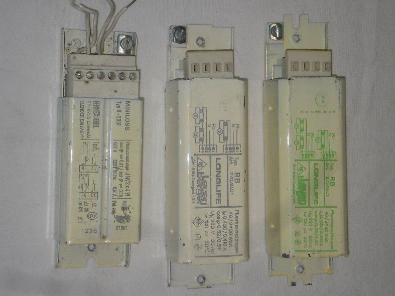 Elektronikbauteile: 3 Stk. Starter zu Neonröhren - Lampen – Gebraucht aus Büren SO von omsa