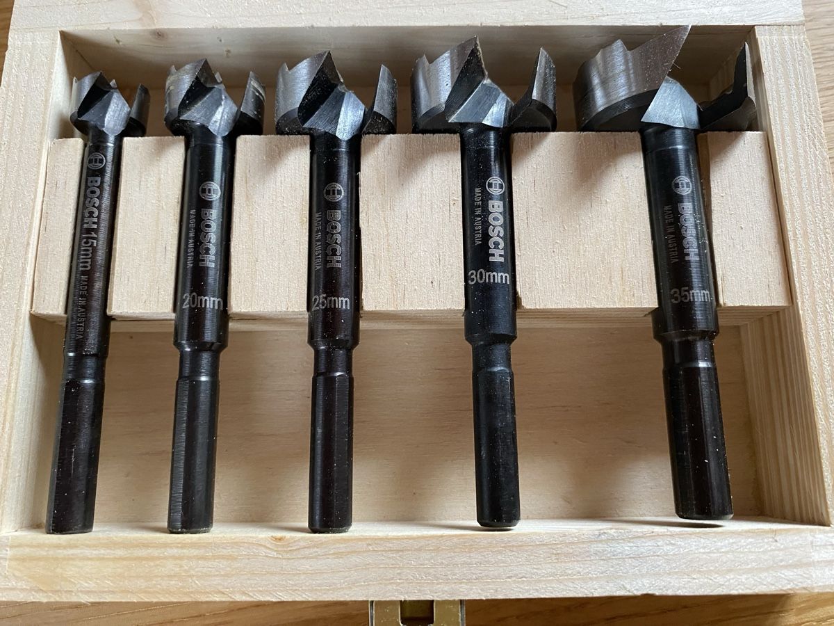 Bosch Alle Werkzeuge: Forstnerbohrer Set von Bosch / mit 5 Bohrern – Gebraucht aus Herzogenbuchsee von Christen3 2