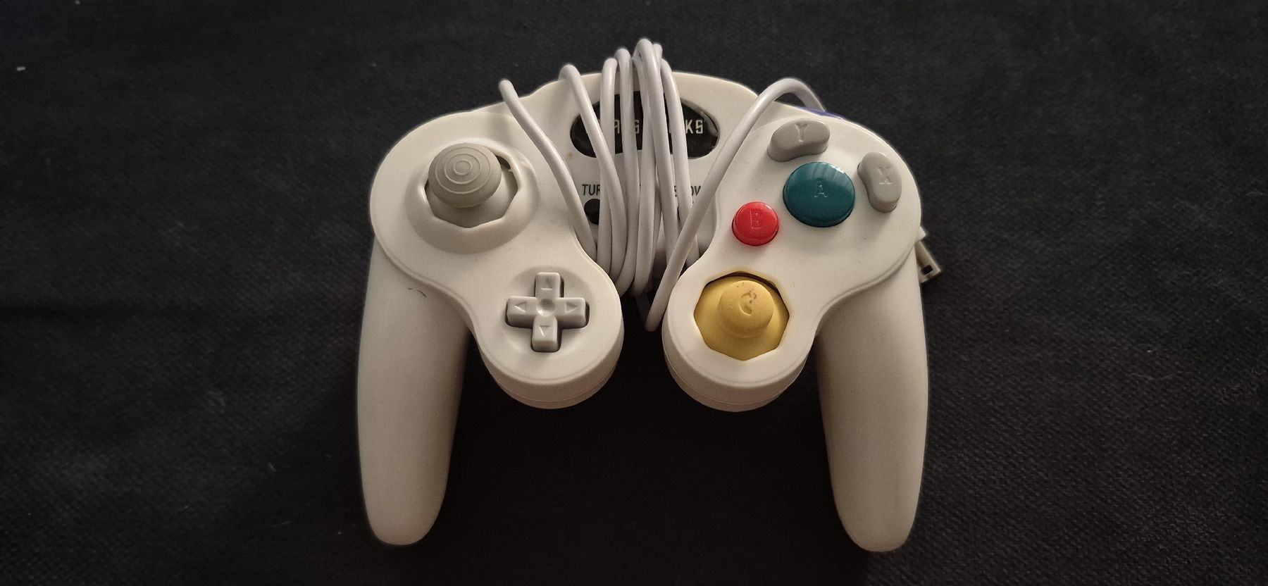 Controller: MANETTE CONTROLLER GAMECUBE FREAKS AND GEEKS RETRO GAMING  – Usato da Grand-Lancy venduto da luc111