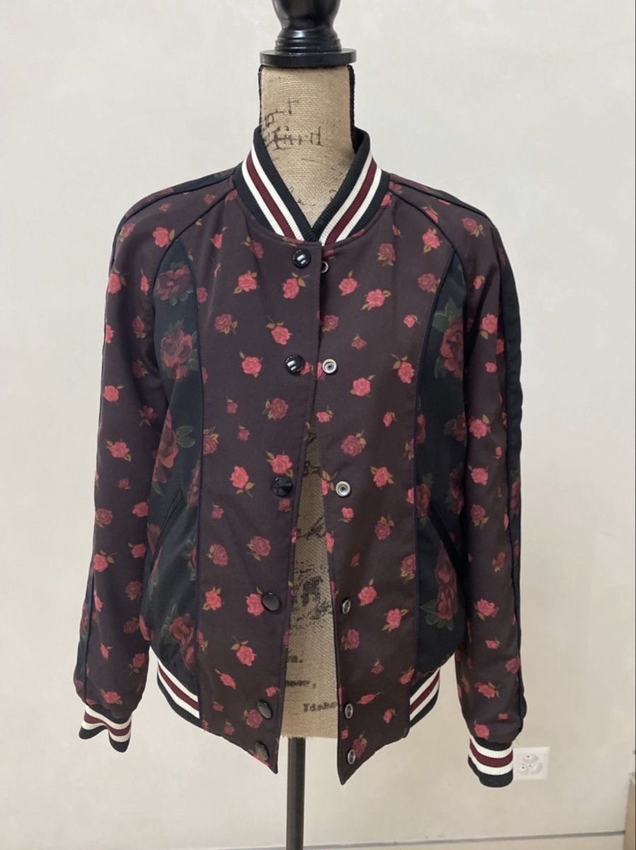 Coach Vestes: Coach reversible bomber jacket  – Neuf (Voir description) à Genolier par tan_rd6s 5