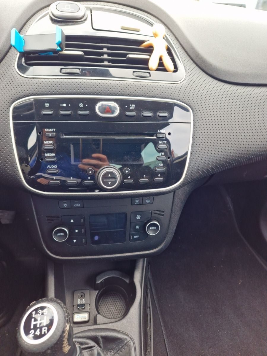 Fiat Autos: Fiat punto sport 1.4 135cv – Gebraucht aus Horgen von fel_6gb8 4