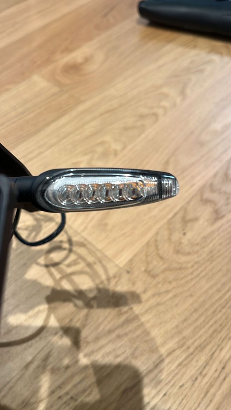Tutti i ricambio per moto: Evotech performance kennzeichenhalter inkl.  Evotech blinker – Usato da Zürich venduto da SS59 2