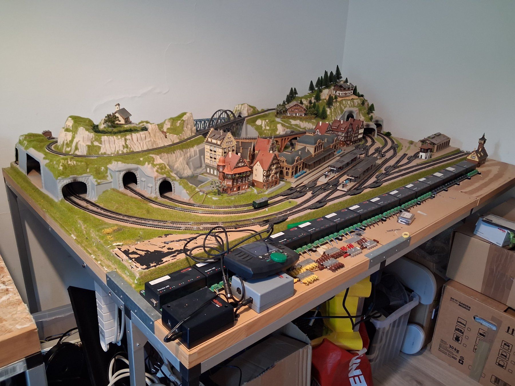 Modellini di ferrovie: A vendre maquette de train N numérique – Usato da morges venduto da Toxhiba07 4