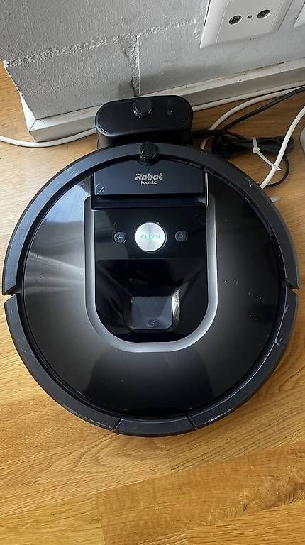 Aspirapolveri & Accessori: irobot roomba Staubsaugeroboter mit Ladestation – Usato da Brütten venduto da ann_m5d2