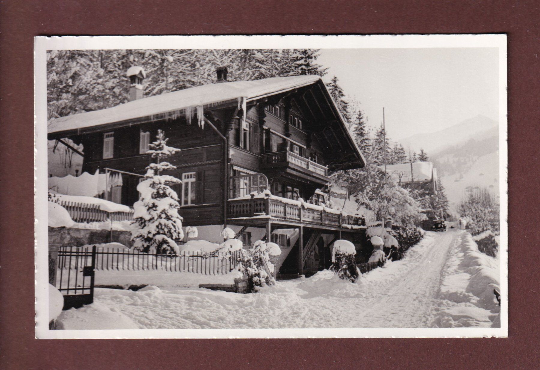 Cartoline postali: GSTAAD - Chalet enneigé – Usato da Pully venduto da nicecards