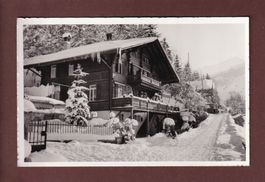 GSTAAD - Chalet enneigé