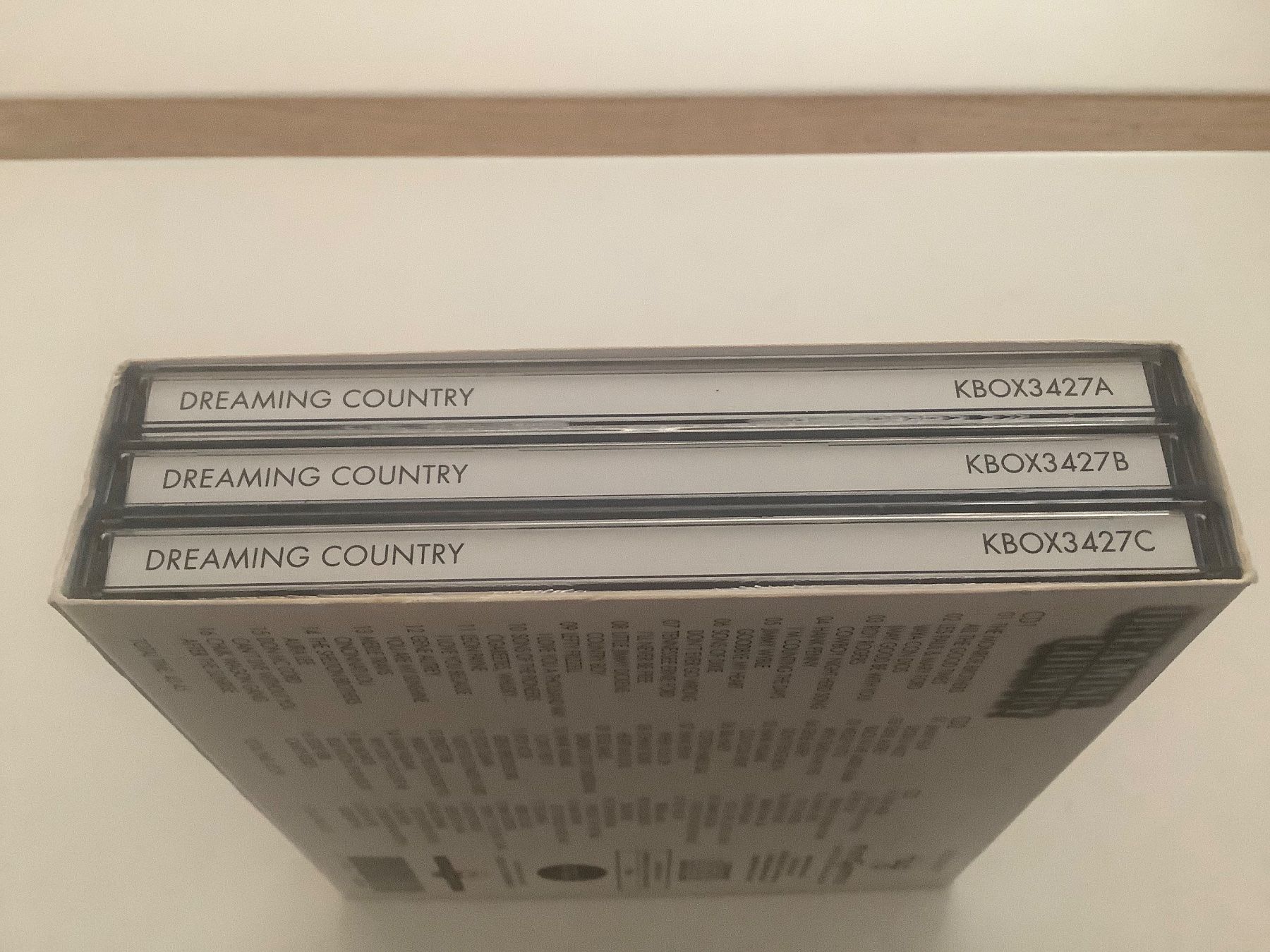 CD: Dreaming Country / 3 CDs – Usato da Dübendorf venduto da Shreck 2