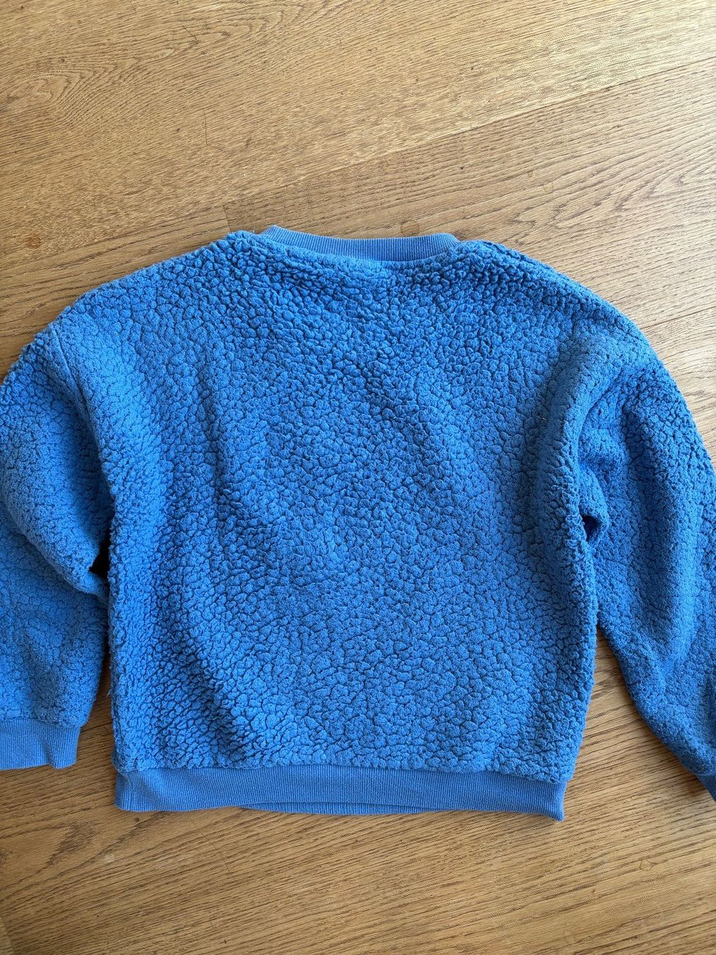 Lotti & Set di vestiti: Kuschelpullover/-weste Grösse S bzw. 158/164, Mickey Mouse – Usato da Solothurn venduto da 07mika07 4