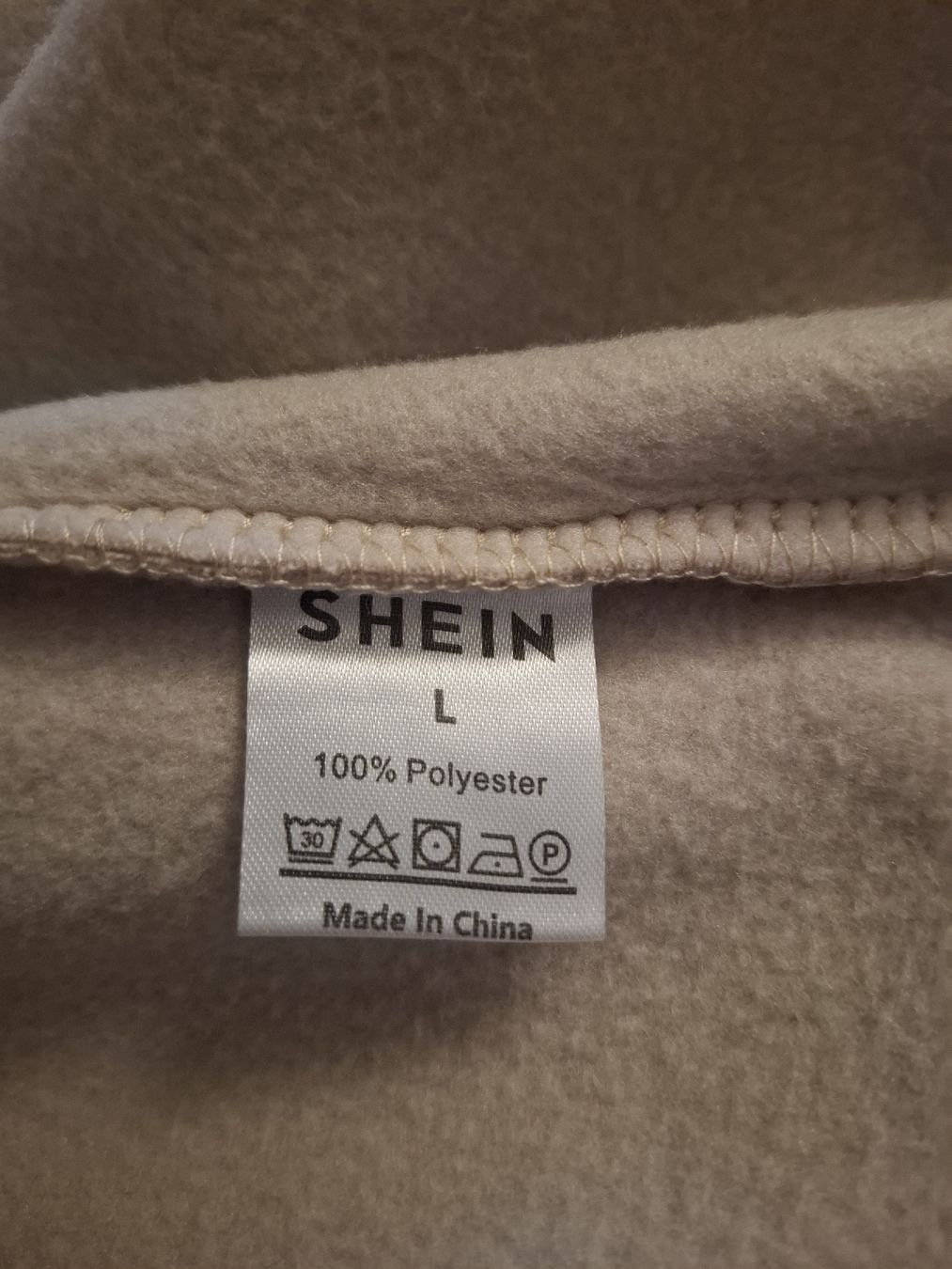 Shein Maglioni & Felpe: Pull chat – Usato da Ebikon venduto da Jayjay60123027 2