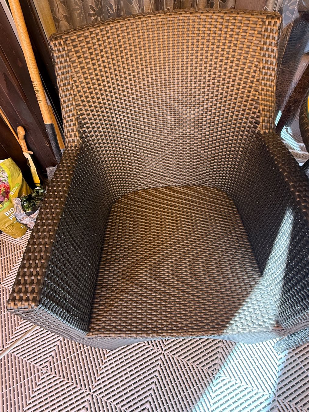Dedon Tischset: Garten-/Balkontischchen mit 2 Fauteuils – Gebraucht aus Geuensee von awacjanssen 2