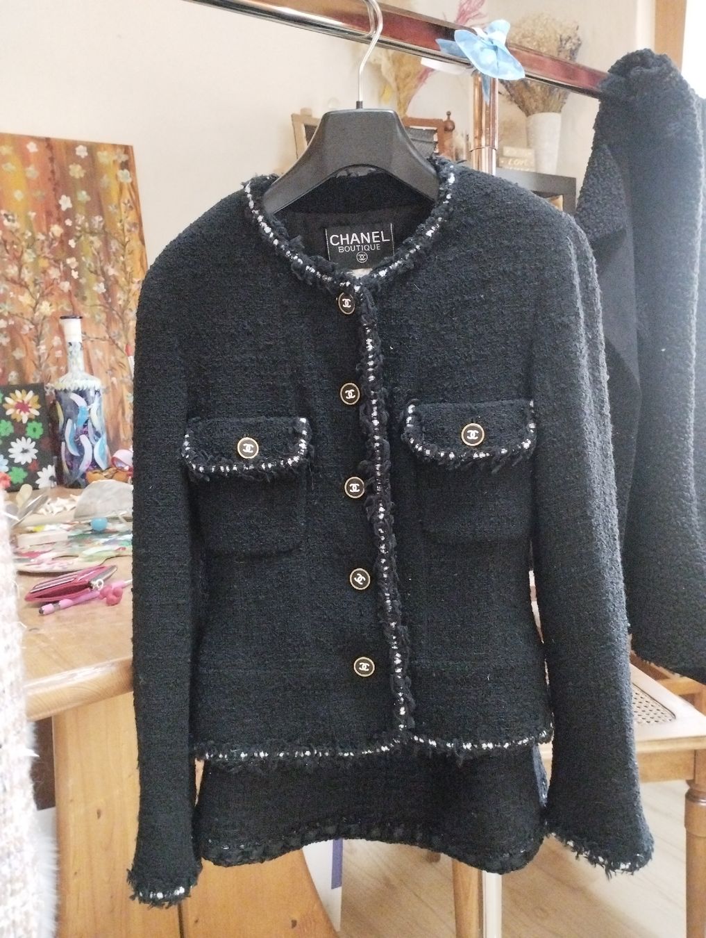 Chanel Completi & Tailleur: Chanel – Usato da Gstaad venduto da Brosche