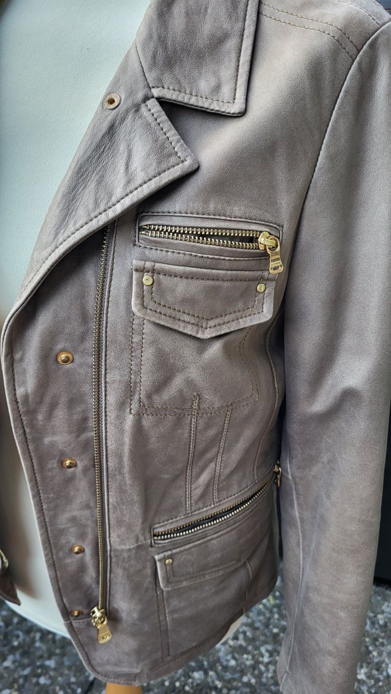 Giacche: Veste en cuir – Nuovo (secondo la descrizione) da Fribourg venduto da VictoriaShop7 4