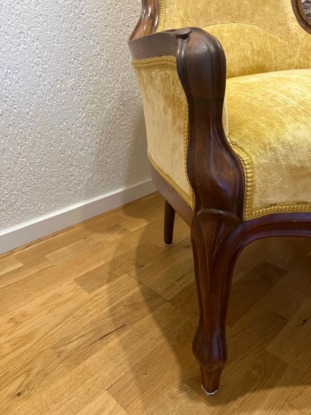 Poltrone: Sessel antik gelb guter Zustand – Usato da Ostermundigen venduto da mme_ghys 3
