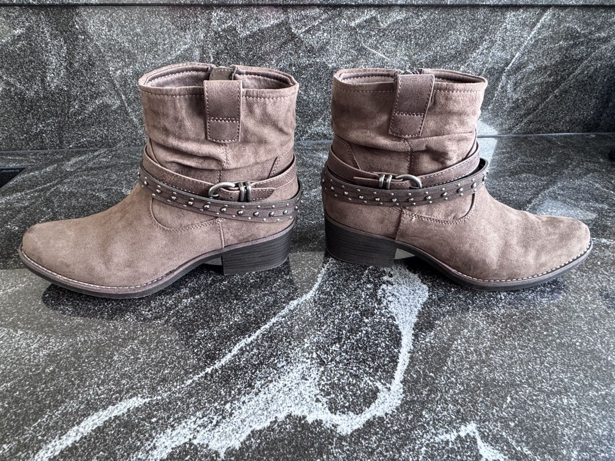 Graceland Scarpe da donna: Stiefelette braun – Usato da Rothenhausen venduto da Niggi1809