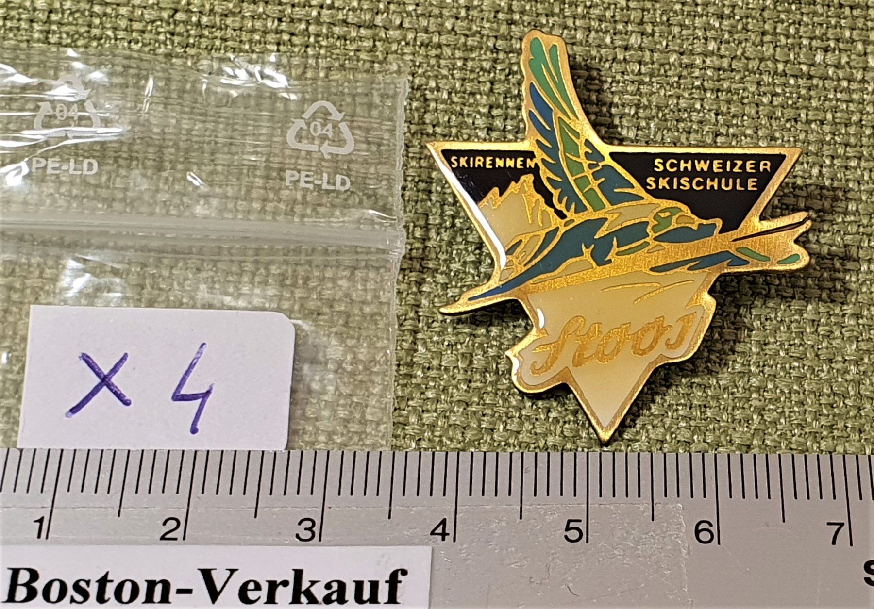 Broschen & Nadeln: X4 - Brosche Ski Rennen Schweizer Skischule Stoos Schwyz – Gebraucht aus Reinach BL von Boston-Verkauf 3