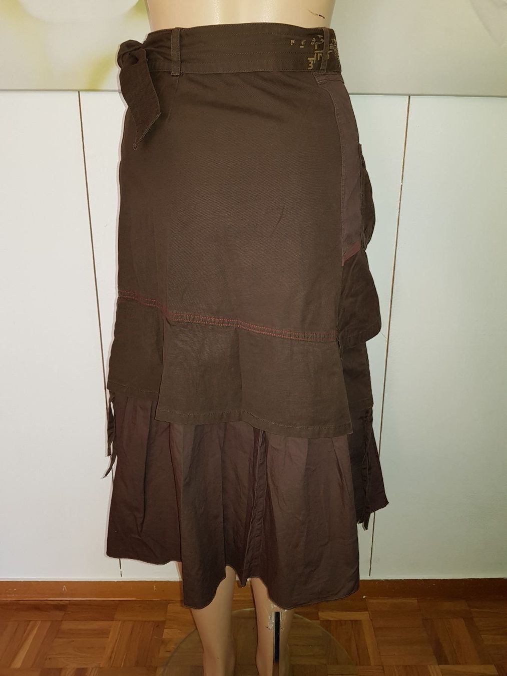 Gonne: ROSEBUD Jupe / Rock taille / Grosse 32 CH – Usato da Cossonay-ville venduto da Super-Price-Quality 7