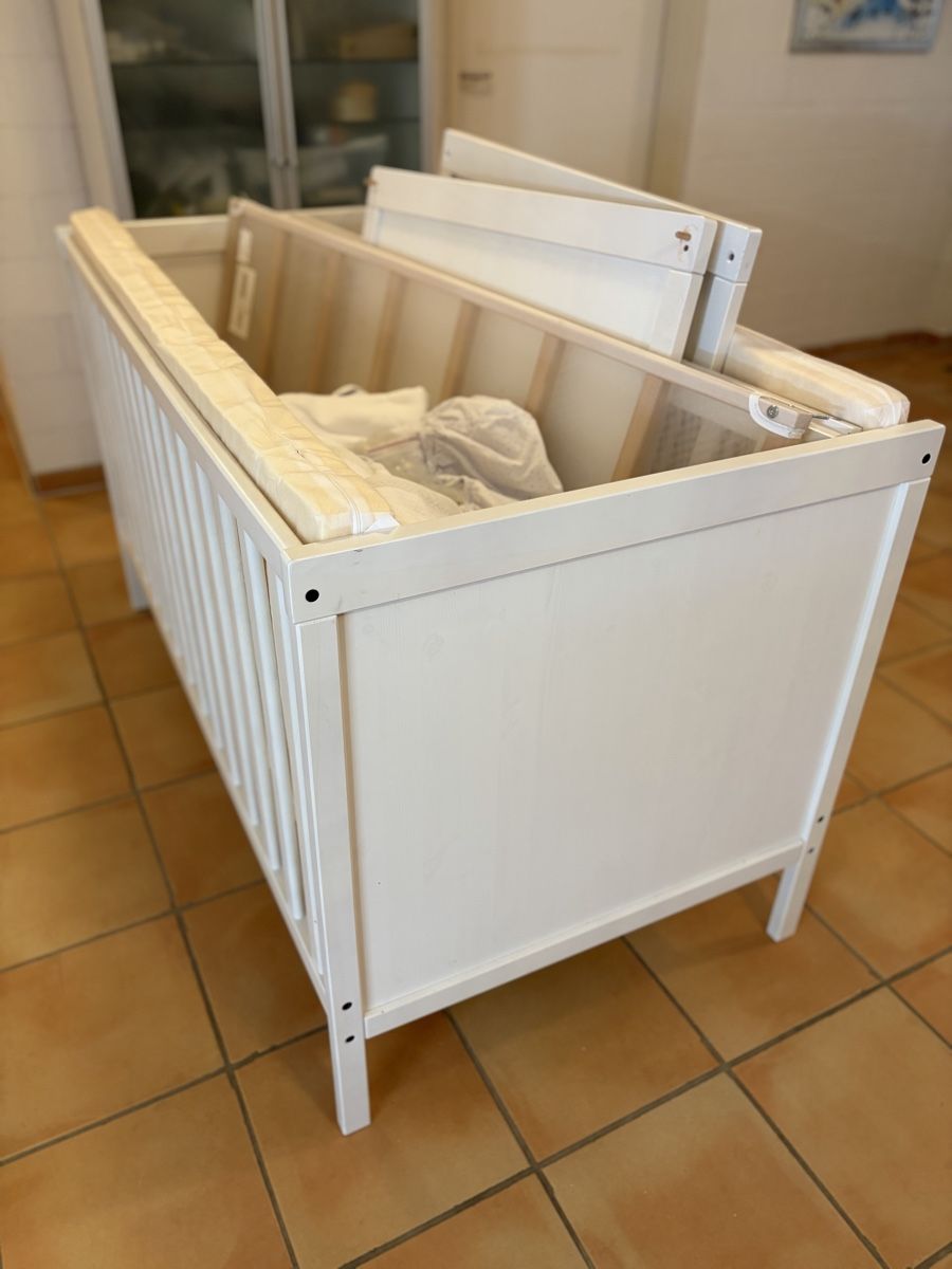 Betten: IKEA Babybett – Gebraucht aus Biel-Benken BL von Sunshine_222 2