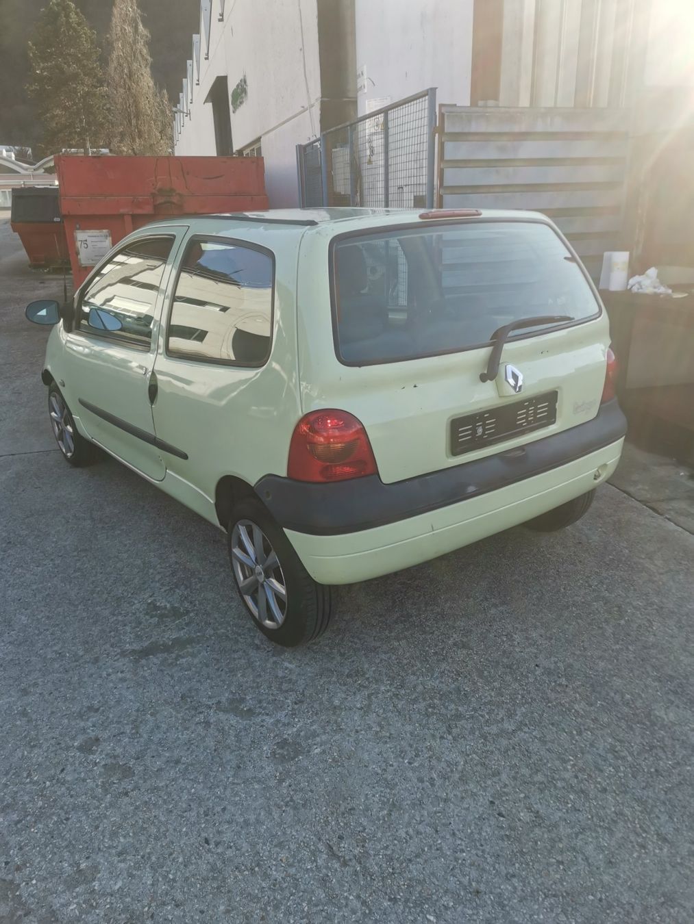 Renault Automobili: Renault Twingo – Usato da quartino venduto da bernet.rs 2